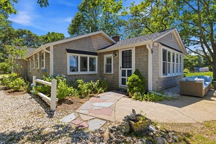 West Dennis Cape Cod vacation rental - Cute Cottage