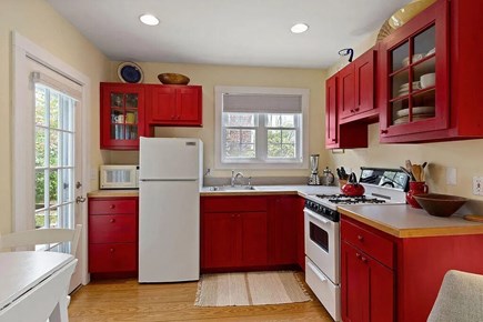Provincetown Cape Cod vacation rental - Kitchen