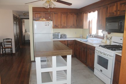 Eastham, Cooks Brook - 4002 Cape Cod vacation rental - Kitchen