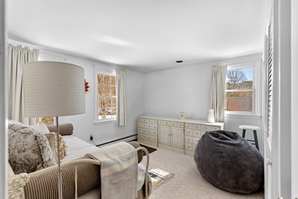 Eastham, Sand Dollar Cape Cod vacation rental - Flexible third bedroom space with a twin & trundle sleeping setup