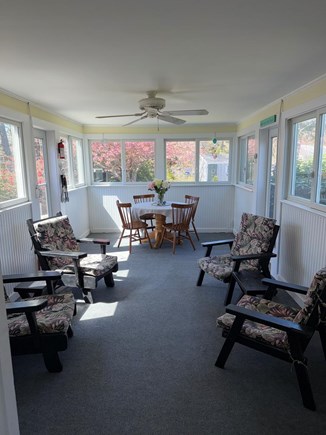 Eastham, Sand Dollar Cape Cod vacation rental - All-season room perfect for a rainy day