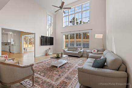 Yarmouth Cape Cod vacation rental - Open concept living area