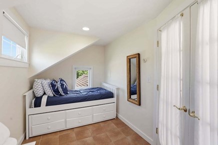Centerville Cape Cod vacation rental - Twin Trundles in this bedroom