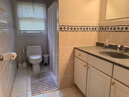 Falmouth Cape Cod vacation rental - Bathroom