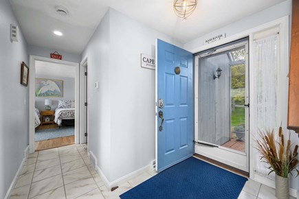 West Dennis Cape Cod vacation rental - Entry hallway