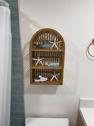 Falmouth Cape Cod vacation rental - Bath