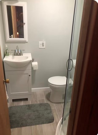 Dennis Cape Cod vacation rental - Bathroom
