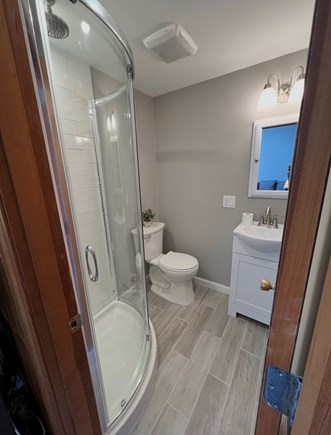 Dennis Cape Cod vacation rental - Bathroom
