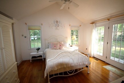 Eastham, Kingsbury - 4000 Cape Cod vacation rental - Bedroom with Queen Bed