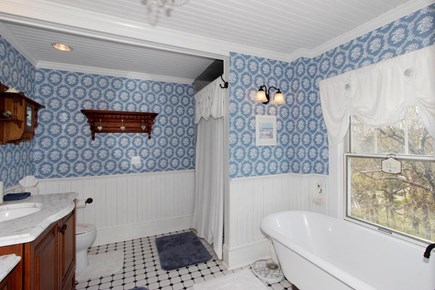 Sagamore Beach Cape Cod vacation rental - Bathroom 2 Shower/Tub