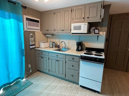 Dennis Cape Cod vacation rental - Kitchenette