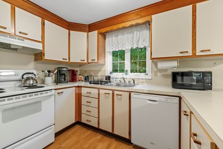 Falmouth Cape Cod vacation rental - Kitchen