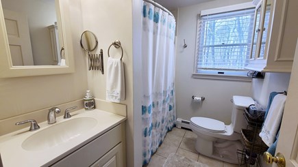 Wellfleet Cape Cod vacation rental - First floor bathroom with tub/shower