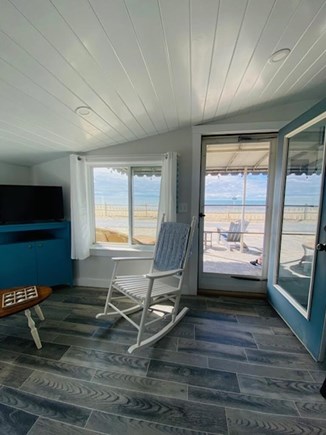 Dennis, Chase's Ocean Grove Cape Cod vacation rental - Livingroom