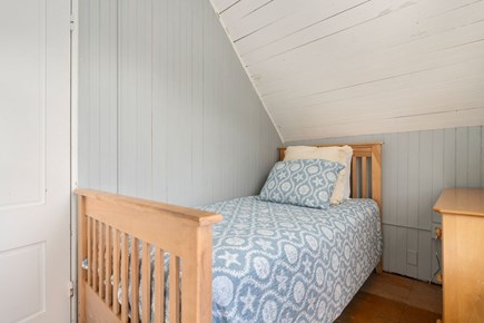 Onset Beach MA vacation rental - Upstairs cozy single bedroom