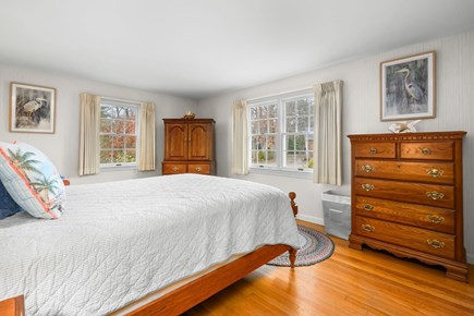 Centerville Cape Cod vacation rental - Bedroom 1 - Queen