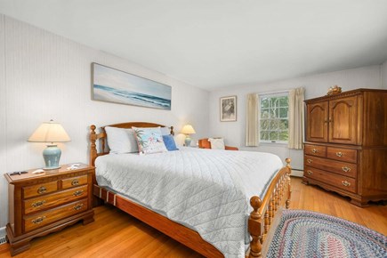 Centerville Cape Cod vacation rental - Bedroom 1 - Queen