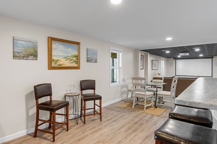 Yarmouth Port Cape Cod vacation rental - Spacious Living Area with Lots of Seating
