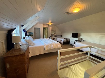 Chatham Cape Cod vacation rental - Second Floor Bunk Room