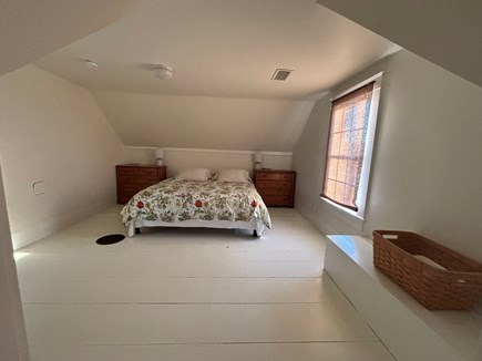 Chatham Cape Cod vacation rental - Second Floor King Room