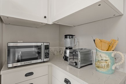 Orleans, 22 Beach Road Cottage Cape Cod vacation rental - Appliances in kitchen