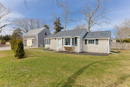 Orleans, 22 Beach Road Cottage Cape Cod vacation rental - Sunny front yard