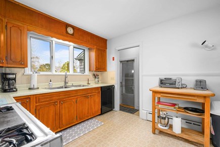 Barnstable Cape Cod vacation rental - A spacious, well-maintained kitchen