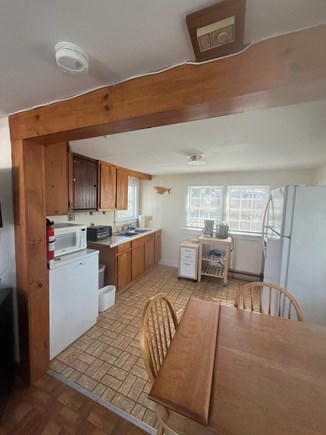 Wellfleet, Harborside Cottage Cape Cod vacation rental - Kitchen and dining area