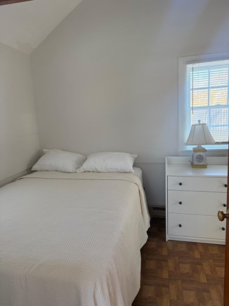 Wellfleet, Harborside Cottage Cape Cod vacation rental - Bedroom