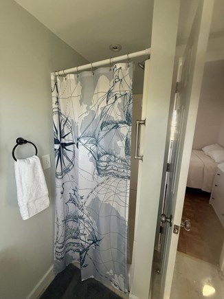 Wellfleet, Harborside Cottage Cape Cod vacation rental - Bathroom