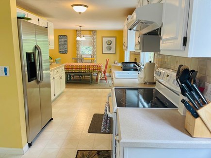 Mashpee, Johns Pond Cape Cod vacation rental - Kitchen