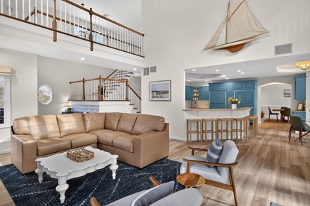 Sagamore Beach, Sagamore Sanctuary Cape Cod vacation rental - Living area