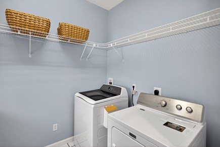 Sagamore Beach, Sagamore Cape Cod vacation rental - Laundry Room