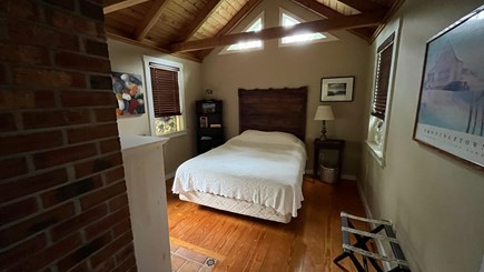 Wellfleet Cape Cod vacation rental - Queen Bed