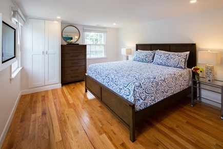 Chatham Cape Cod vacation rental - Main floor primary bedroom with a King bed