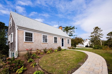 Chatham Cape Cod vacation rental - Walkway to front door.