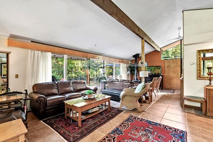 Falmouth, Old Silver beach Cape Cod vacation rental - Living room