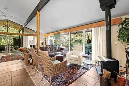 Falmouth, Old Silver beach Cape Cod vacation rental - Living area