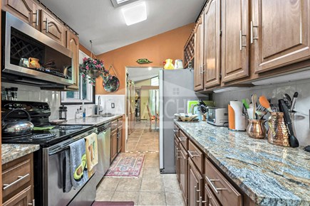 Falmouth, Old Silver beach Cape Cod vacation rental - Kitchen