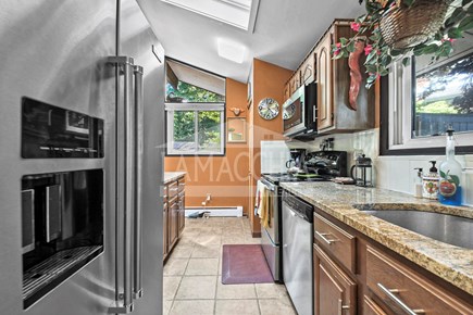 Falmouth, Old Silver beach Cape Cod vacation rental - Kitchen