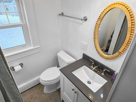 Dennisport Cape Cod vacation rental - Bathroom