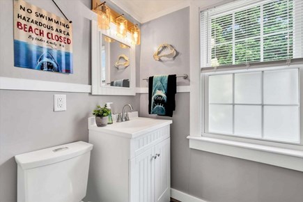 South Yarmouth Cape Cod vacation rental - Main Bathroom