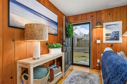 Dennis Port Cape Cod vacation rental - Front entryway
