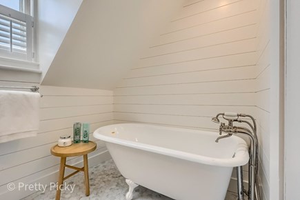 Harwich Port Cape Cod vacation rental - Second level bathroom with a tub and hand held shower head