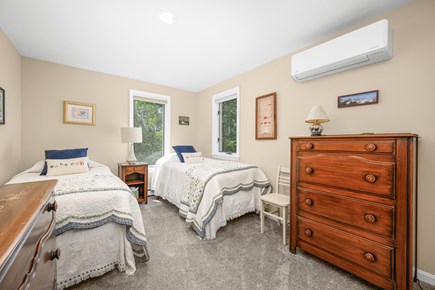 Dennis Cape Cod vacation rental - Middle Floor Twin Room