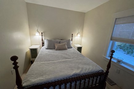 Chatham Cape Cod vacation rental - Master bedroom - Queen