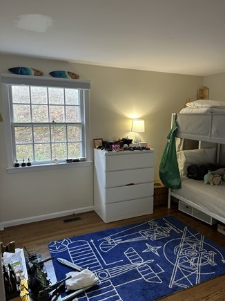 Truro, Longnook Cape Cod vacation rental - Kid's bedroom--4 beds (bunk)