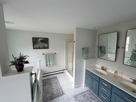 Eastham, Salt Pond Seashore Cape Cod vacation rental - Second floor bathroom with double sinks, bright layout.