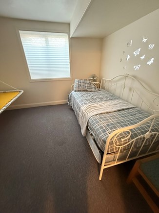 Falmouth Cape Cod vacation rental - 2 twin beds