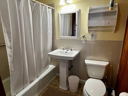 Chatham Cape Cod vacation rental - Bathroom